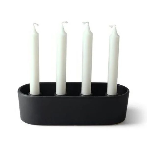 Form Living Adventsljusstake oval - svart
